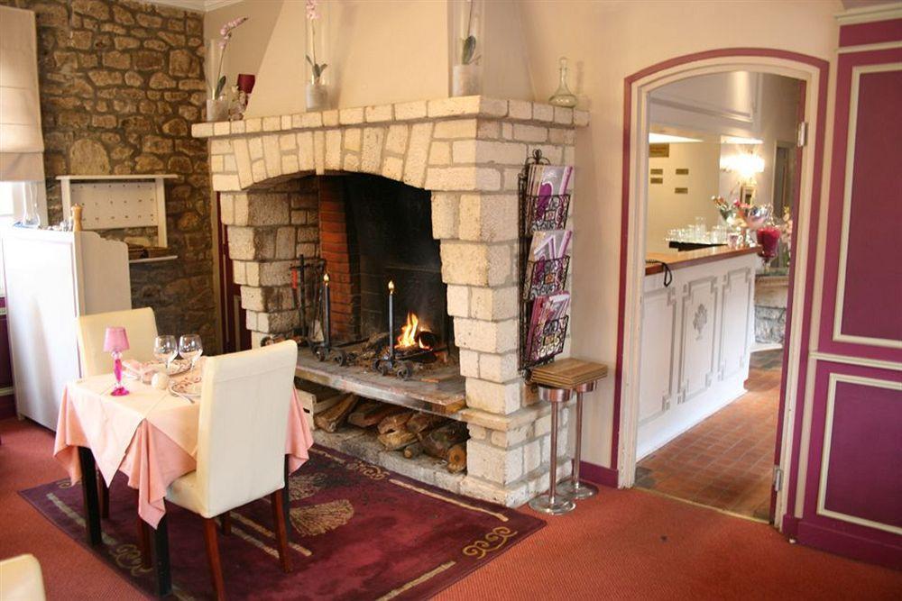 Logis Hotel Restaurant L'Auberge Normande Carentan Dış mekan fotoğraf