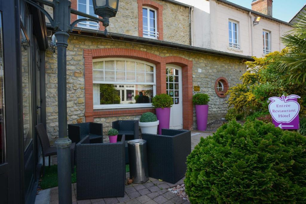Logis Hotel Restaurant L'Auberge Normande Carentan Dış mekan fotoğraf