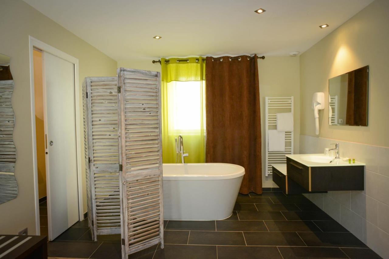 Logis Hotel Restaurant L'Auberge Normande Carentan Dış mekan fotoğraf